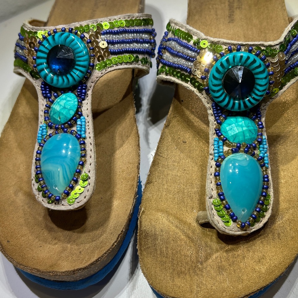 White Mountain Embellished Wedge Sandals |Size 9M - Picture 3 of 12
